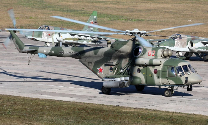 Збитий військовий вертоліт над Кримом