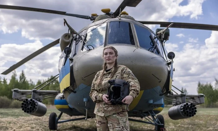 Боевой пилот вертолета в Украине