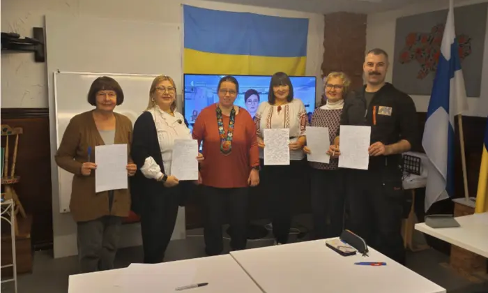 Українці за кордоном долучаються до Радіодиктанту