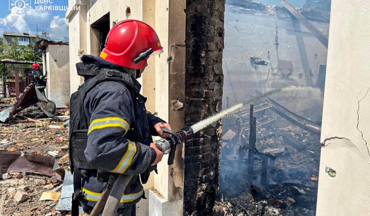 Російські БпЛА вдарили по житлових кварталах Балаклії: є поранені