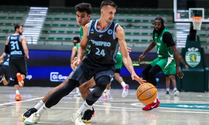 Дніпро готуватиметься до матчу Кубку Європи