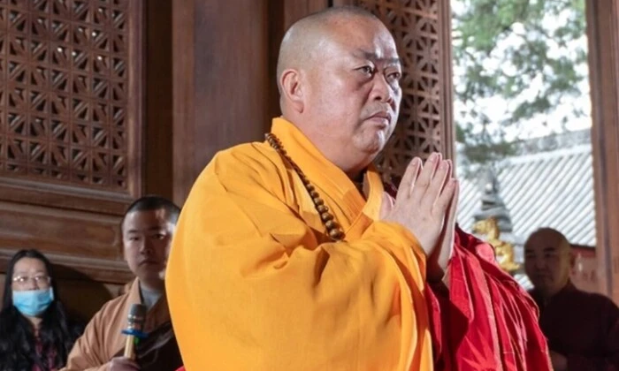 Монастырь Шаолинь: настоятель подозревается в растратах и связях