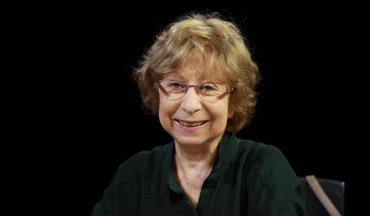 Агенты российских спецслужб пытались остановить спектакль Ахеджаковой