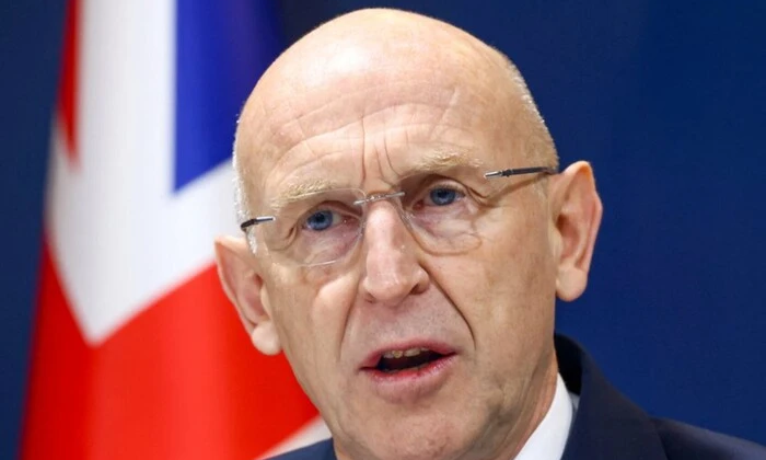 UK Defense Minister resigns over funding dispute