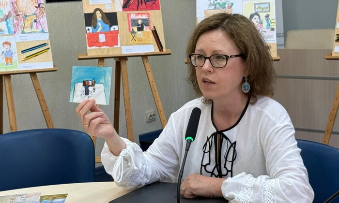 Серія листівок до Дня журналіста