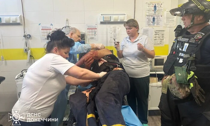 Спасатели получили ранения от оккупантов