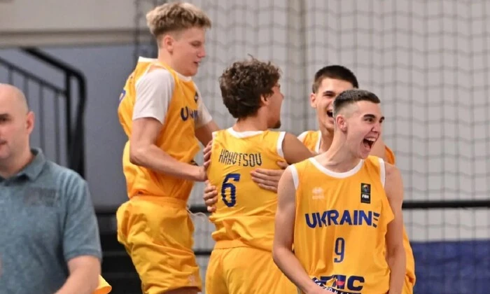 Ukraine U-16 team at the quarterfinals of Europe