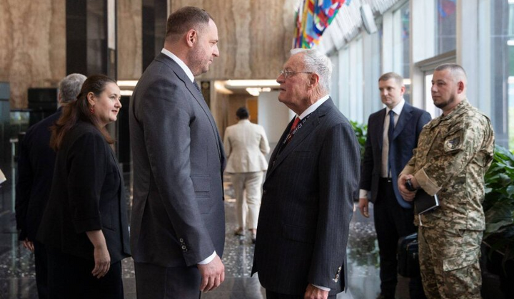 Єрмак розповідає Келлогу про російські наміри