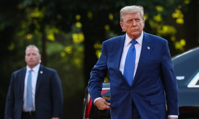 НАТО льстит Трампу для поддержки Киева