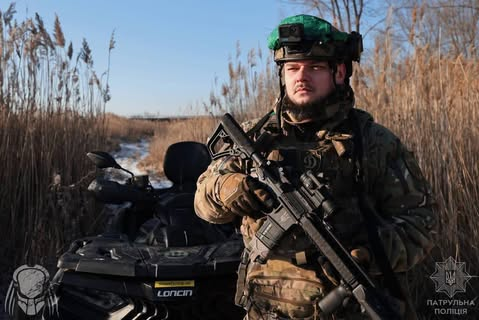 Russian soldier hunting in the city