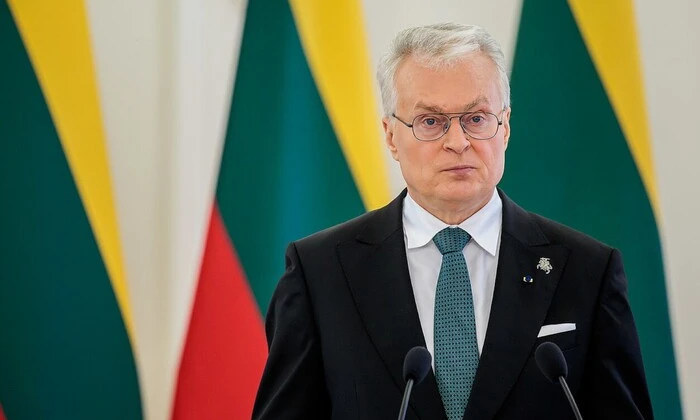 Президент Литви йде на переговори