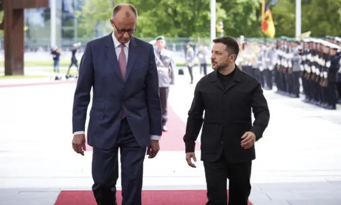 Зеленський відвідав Німеччину, переговори з РФ