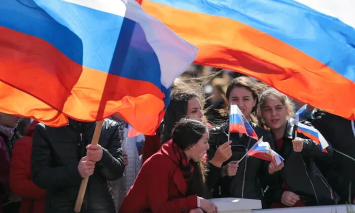 Графическое изображение результатов опроса в России