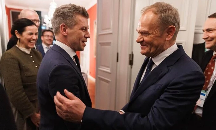 Петер Мадяр и Дональд Туск обсуждают Украину