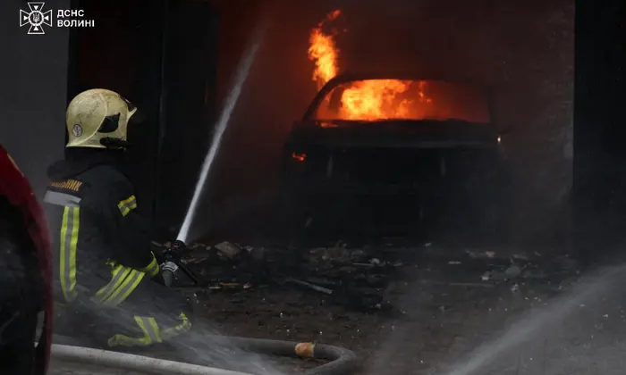 Фото наслідків масованої атаки в Луцьку