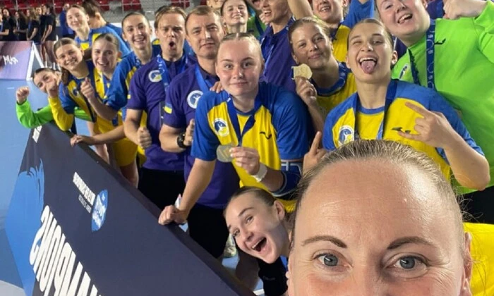 Девичья сборная Украины по гандболу U-19 - чемпионы Европы