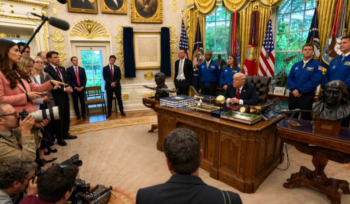 Трамп пропонує Путіну перемир'я з Україною