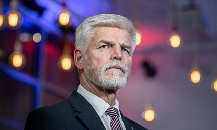 Президент Чехії оцінює можливість закінчення війни