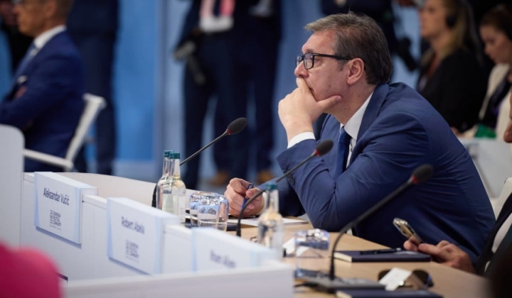 Serbia Holds Early Parliamentary Elections Amid Clash Between Vučić and Student Activists