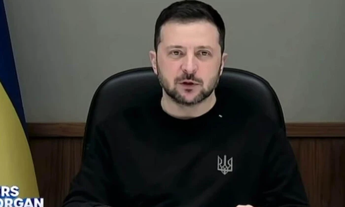 Изображение журналистов на передовой войны