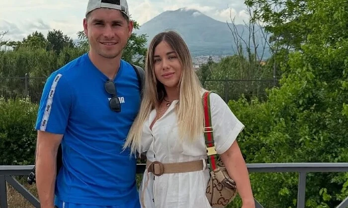 Drunken Russians in Italy conflict with the footballer's family