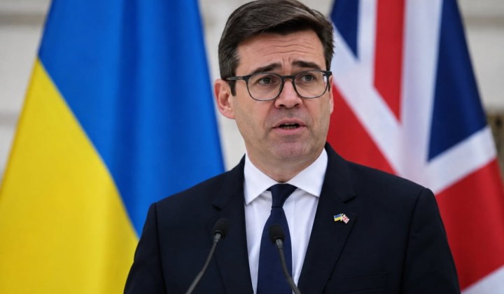 Енді Бернем на зустрічі в Україні