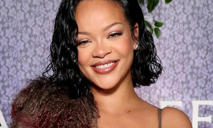 Woman arrested for shooting at Rihanna's house