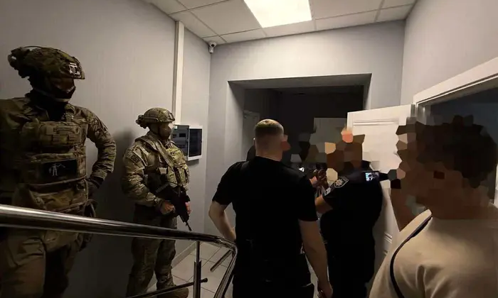 Детектив НАБУ передає секретні дані росіянам через оточення Януковича