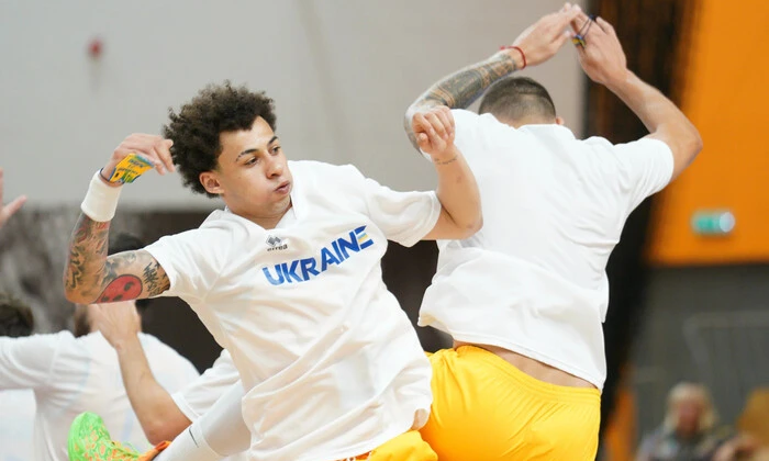 Збірна України готується до вирішальної гри