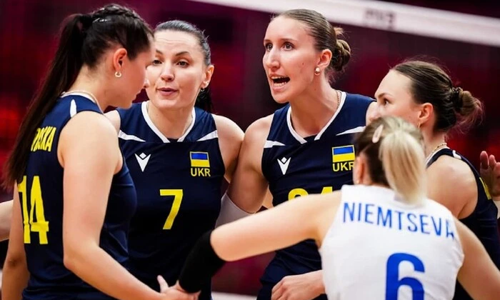 Жіноча збірна України в атаку