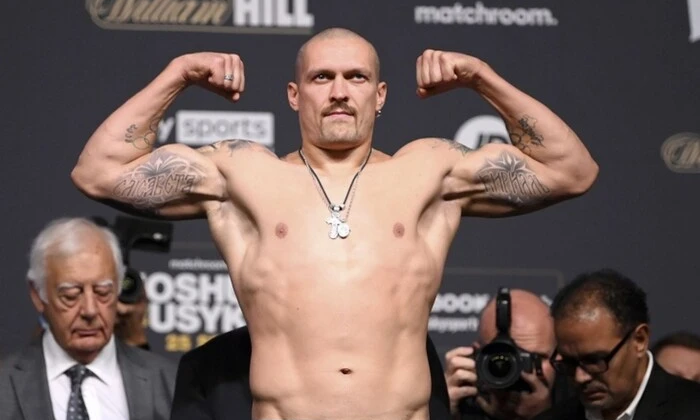 Усик вдячний українським військовим