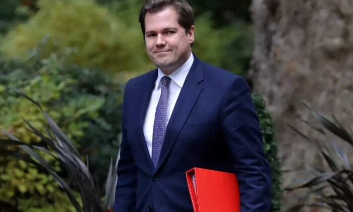 Міністр з питань міграції Британії відхиляє політику Ріші Сунаку