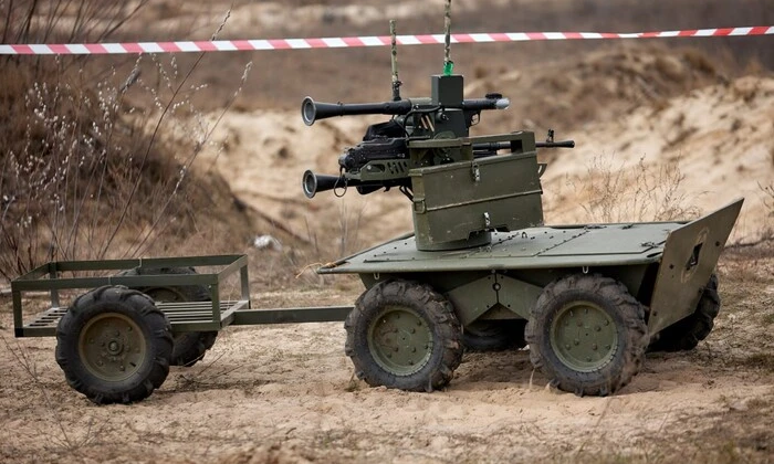 Курс для операторів наземних роботів від Армії+