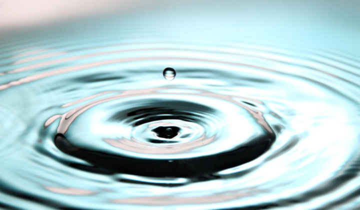 Data centers at water risk
