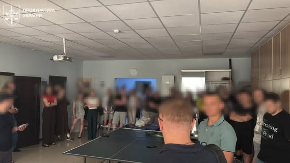 Адвокат організував нелегальне казино, 141 млн гривень