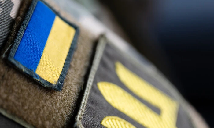 Група молодих українців проходить ВЛК