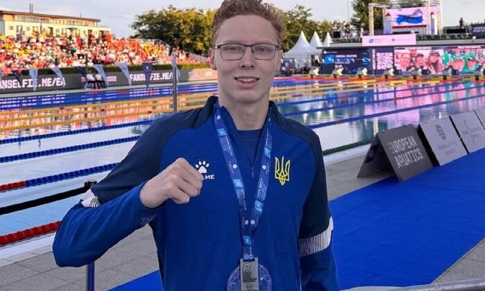 Украинский пловец получил первую награду