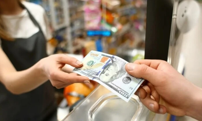 Молодежь экономит деньги на выходных