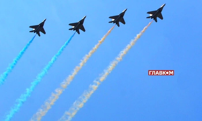 Літаки у відомствових кольорах
