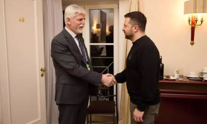 Посол Василь Зварич і президент Павел
