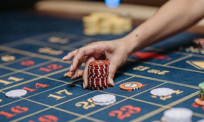 Тренерка з батьків гроші програла в казино