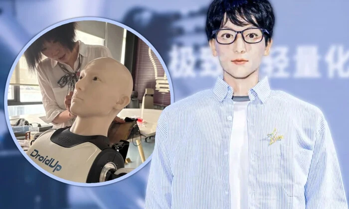 Робот-студент в університеті в Китаї