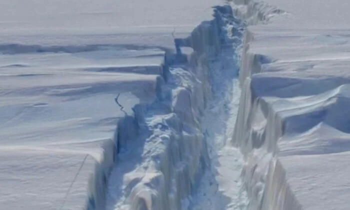 Карта знахідок каньйонів під льодами