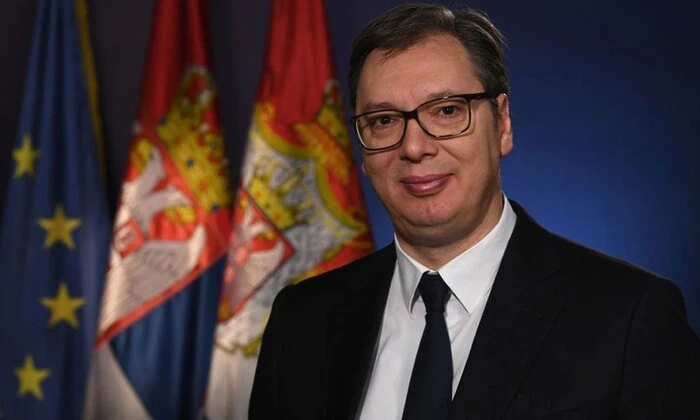 Автомобиль президента Сербии без одного колеса