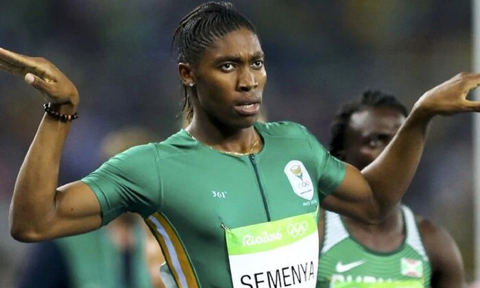 Два чоловіки ведуть діалог