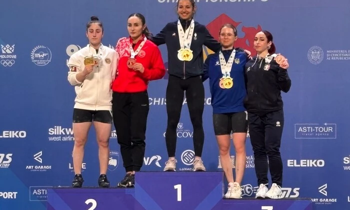 Ивженко - чемпионка Европы по тяжёлой атлетике