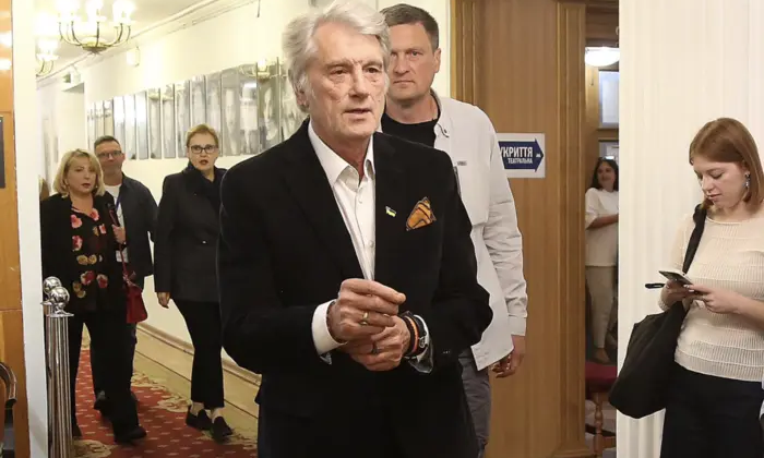 Ющенко в театрі Лесі Українки