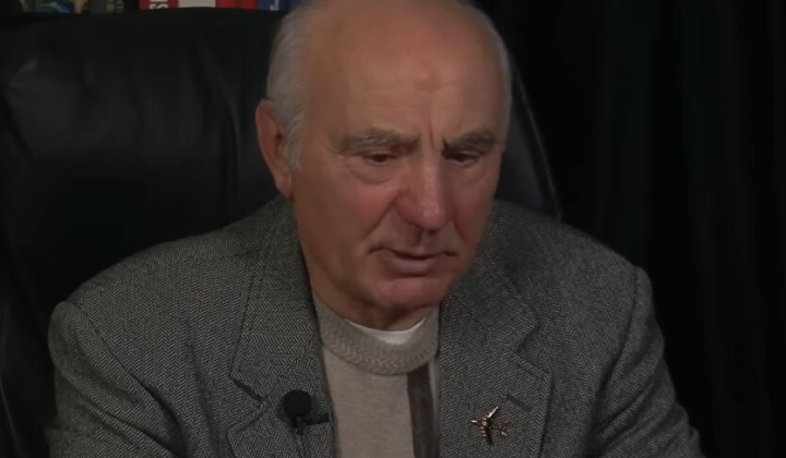 Former Antonov designer speaks at a press conference