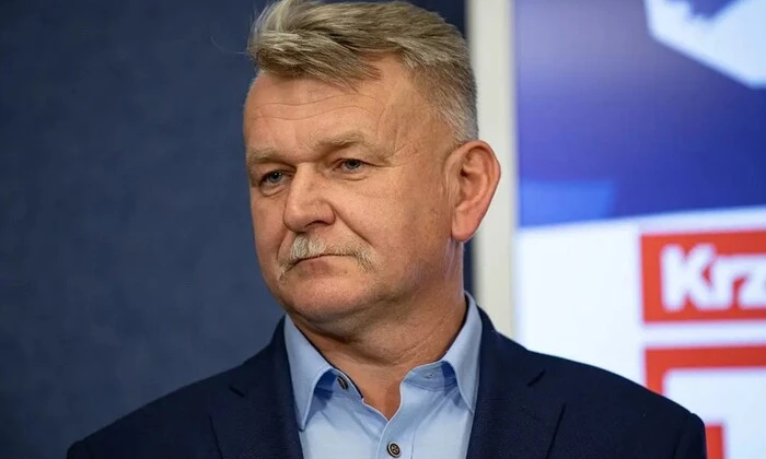 Polish politician bought first aid kits for Russian army