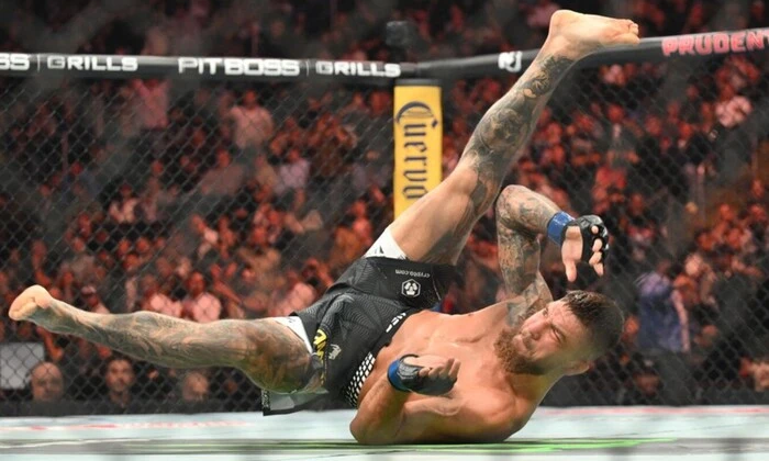 Ярослав Амосов в топ-10 UFC